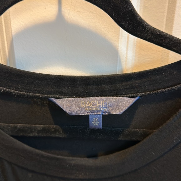 Plus Size Women Clothing - Picture 2 of 5